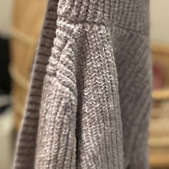 Girls sweater - Picture 3 of 3